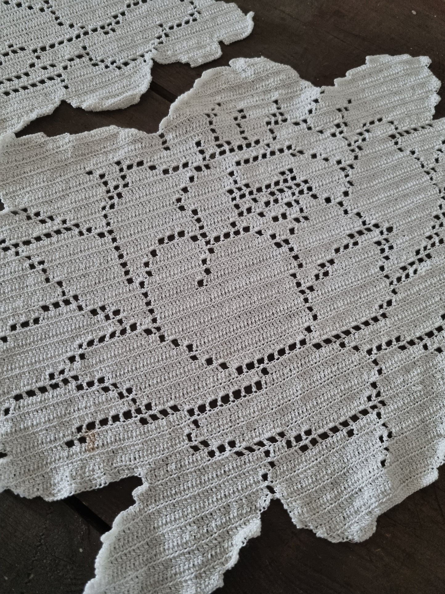 Doilies Unique Rose Shaped Set for Elegant Home Décor