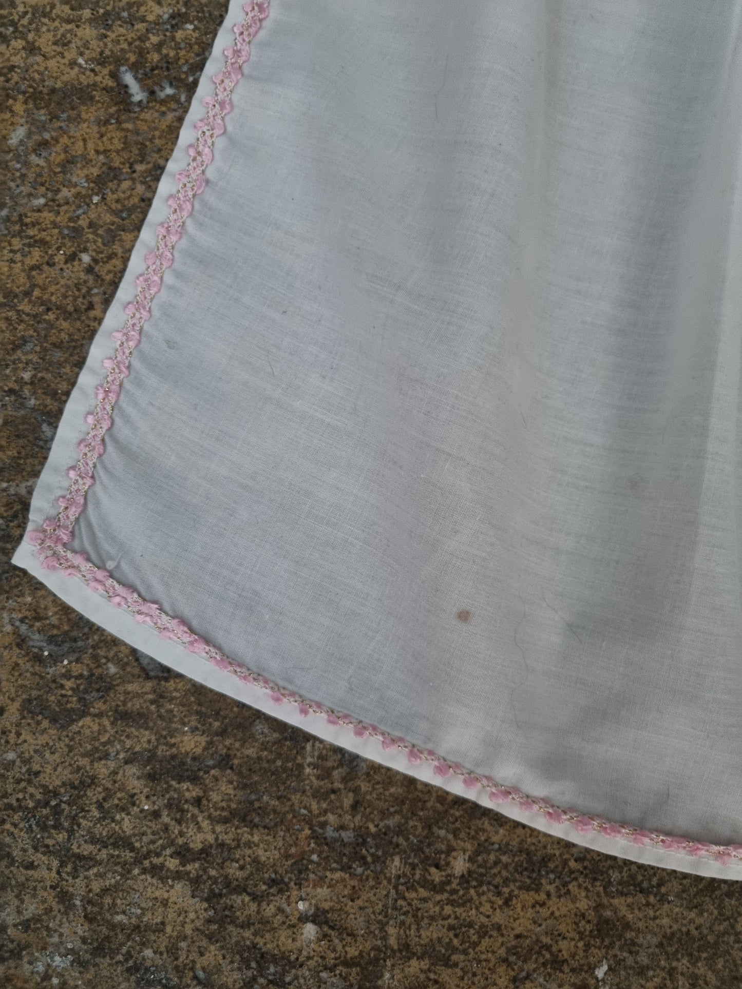 White Handmade Children's Cotton Vintage Apron with Pink Trim