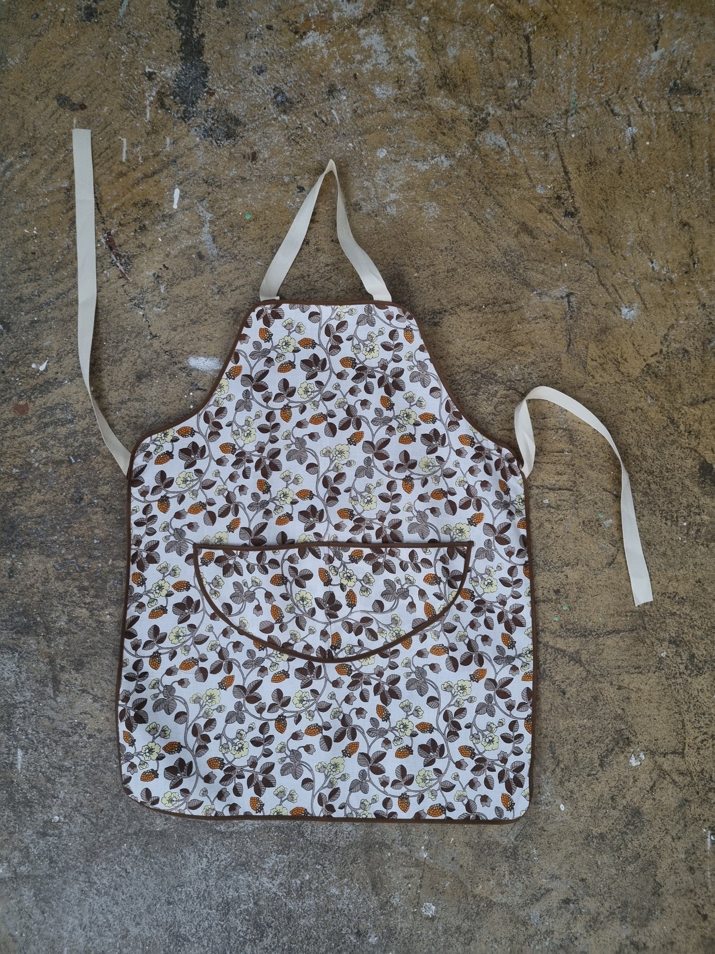 Vintage Country Style 70s Hedgerow White Cotton Apron