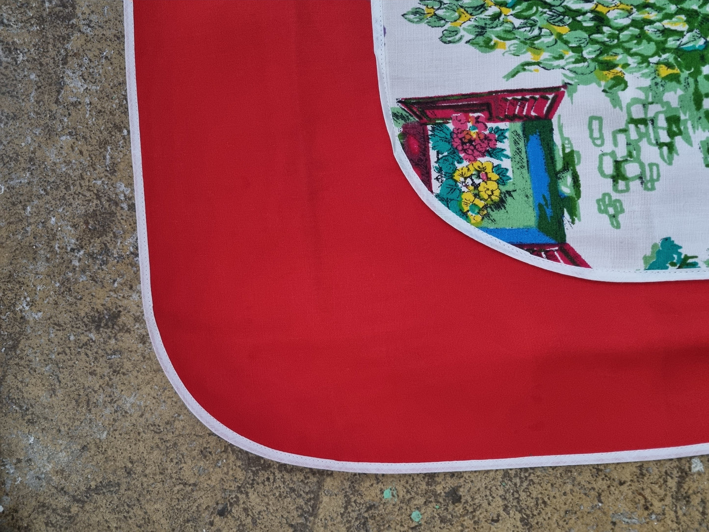 Vintage Red Half Apron with White Window Pattern Pocket