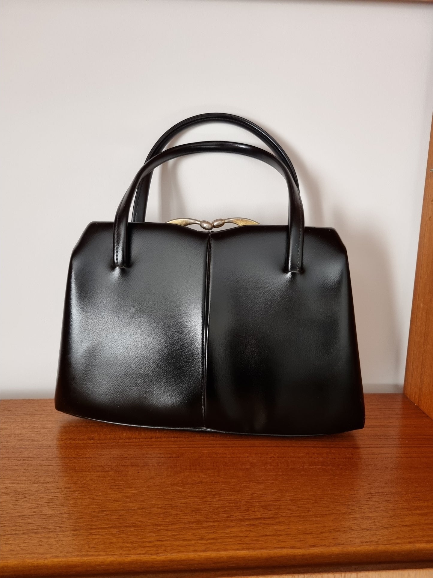 Black Structured Kelly Leather Handbag Vintage Statement Piece
