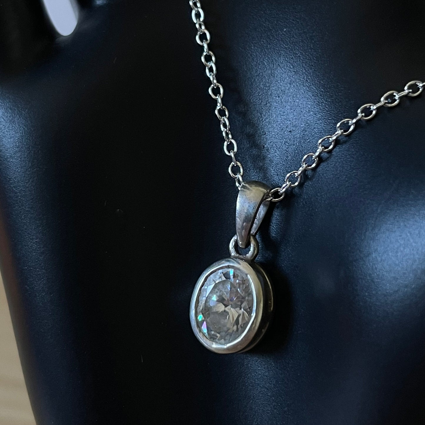 Necklace Vintage Sterling Silver Cubic Zirconia Oval Pendant 925