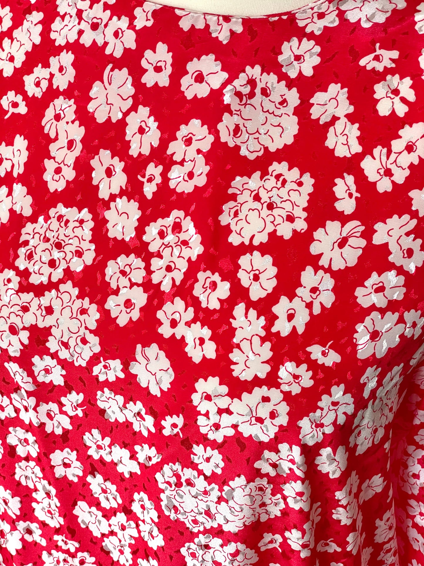 Vintage La Regina London Red and White Floral Ruffle Bow Long Sleeve Summer Dress. Made in England.