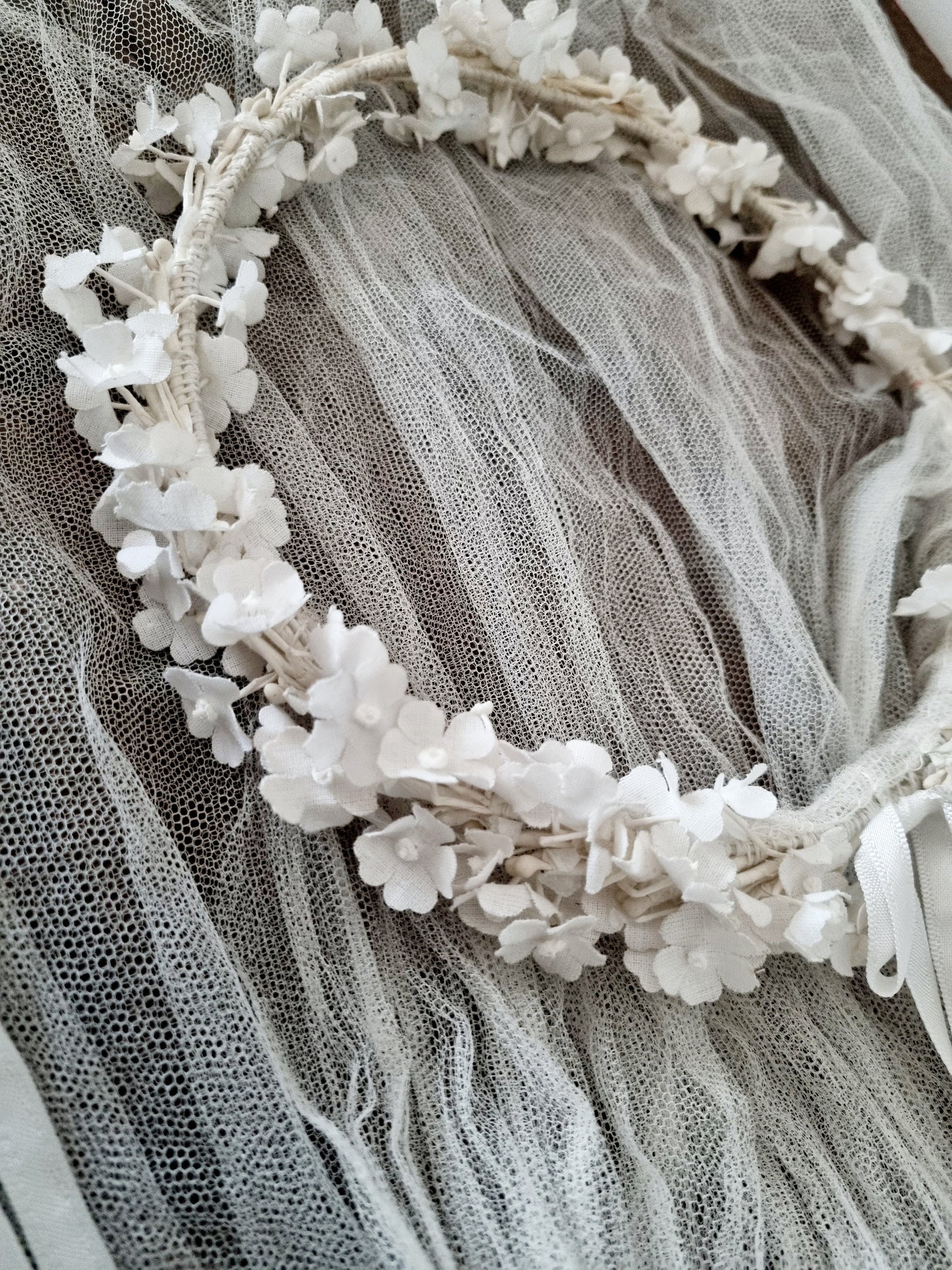 Vintage White Veil with Flower Crown and Bow for Elegant Brides