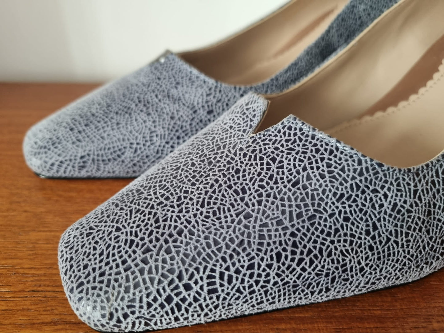Vintage Van Dal Navy Blue Soft Square Toe Heeled Shoes Size 7