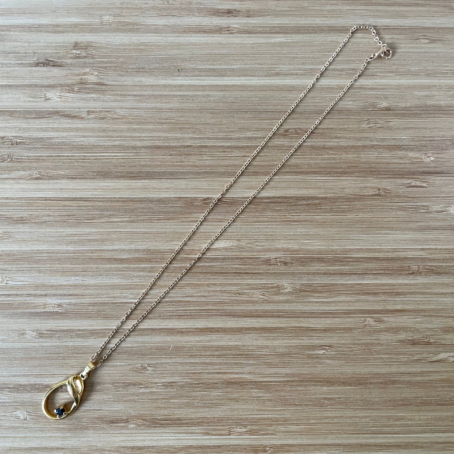 Necklace Vintage Gold Tone and Black Gem Swirl Pendant
