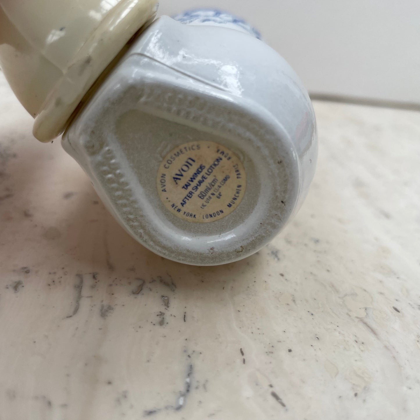 Vintage Avon 1970s Dutch Pipe Tai Winds Aftershave Lotion 60ml Bottle. Blue and White.