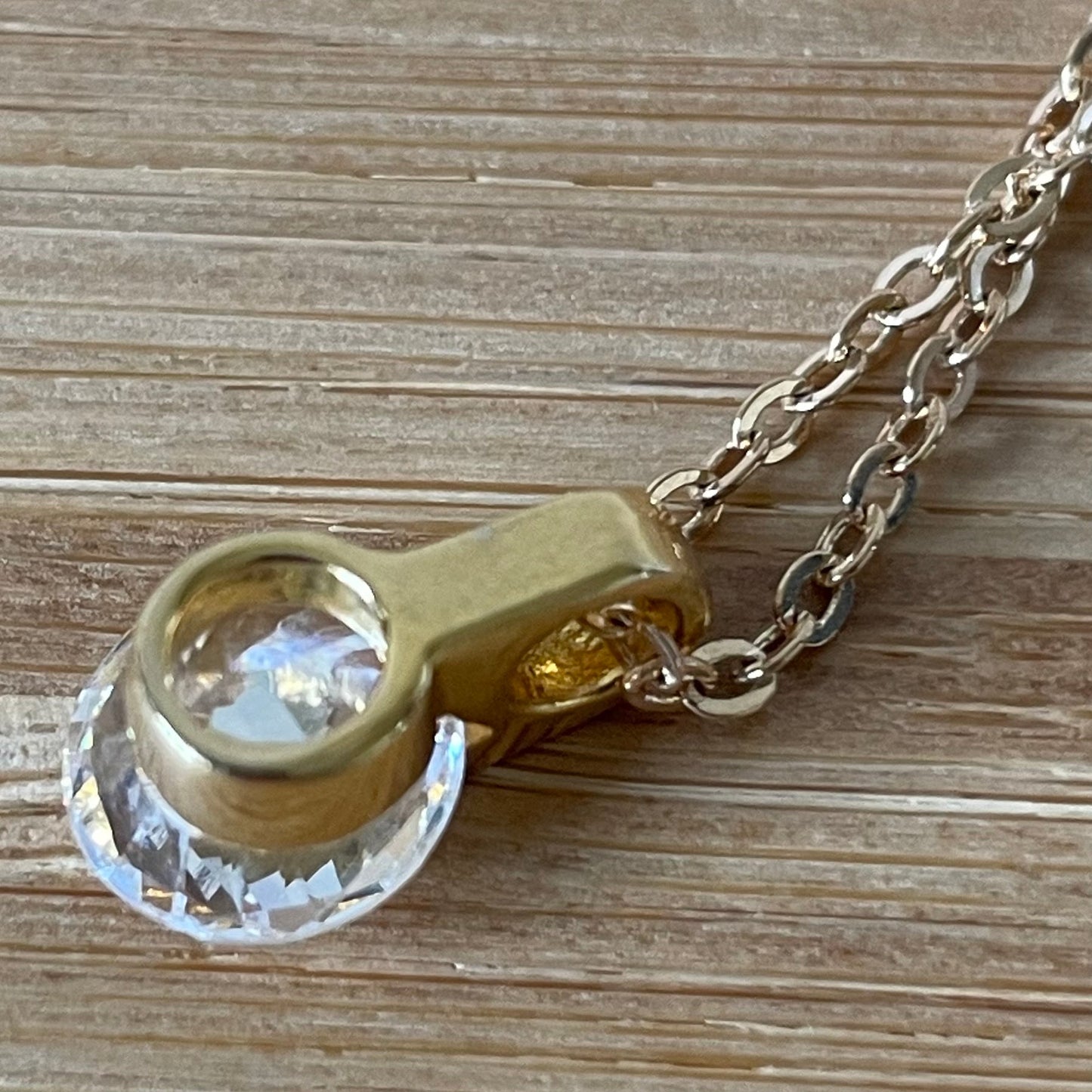 Necklace Vintage Glass Round Cubic Zirconia Drop Gold Tone Pendant