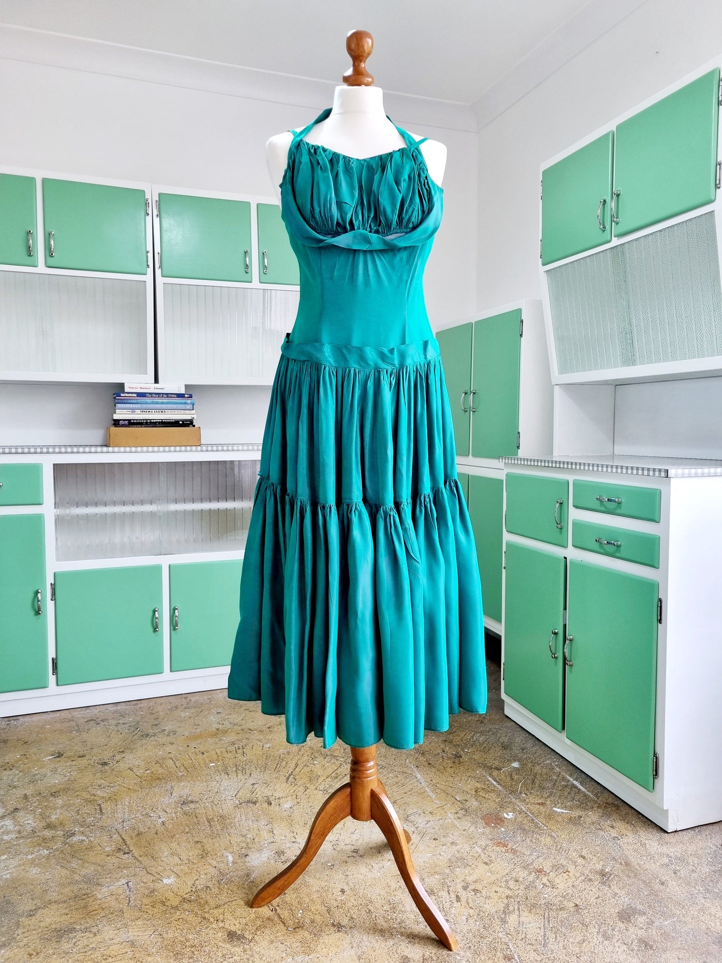 Handmade Vintage Green Ruffle Statement Evening Dress UK 14