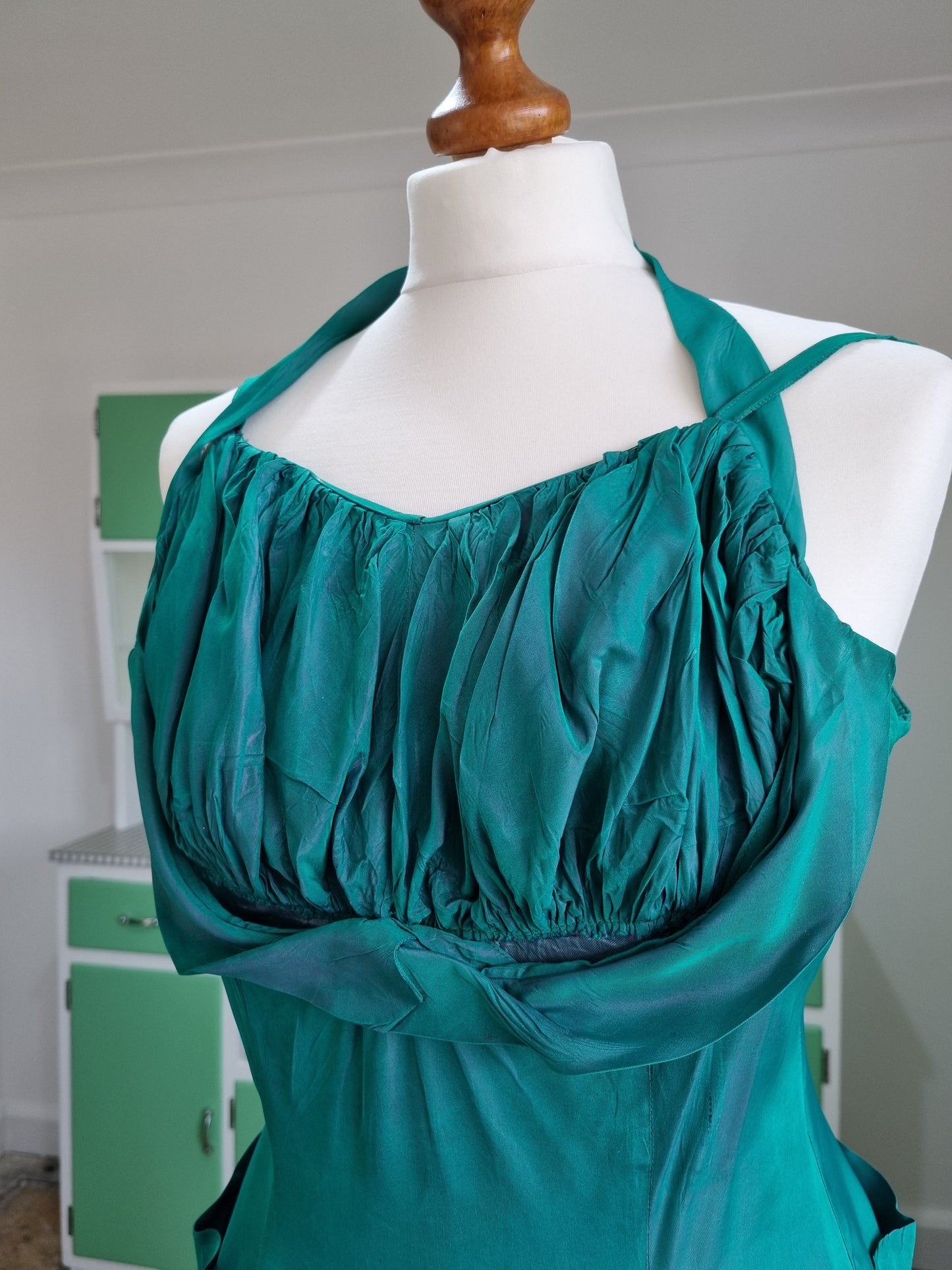 Handmade Vintage Green Ruffle Statement Evening Dress UK 14