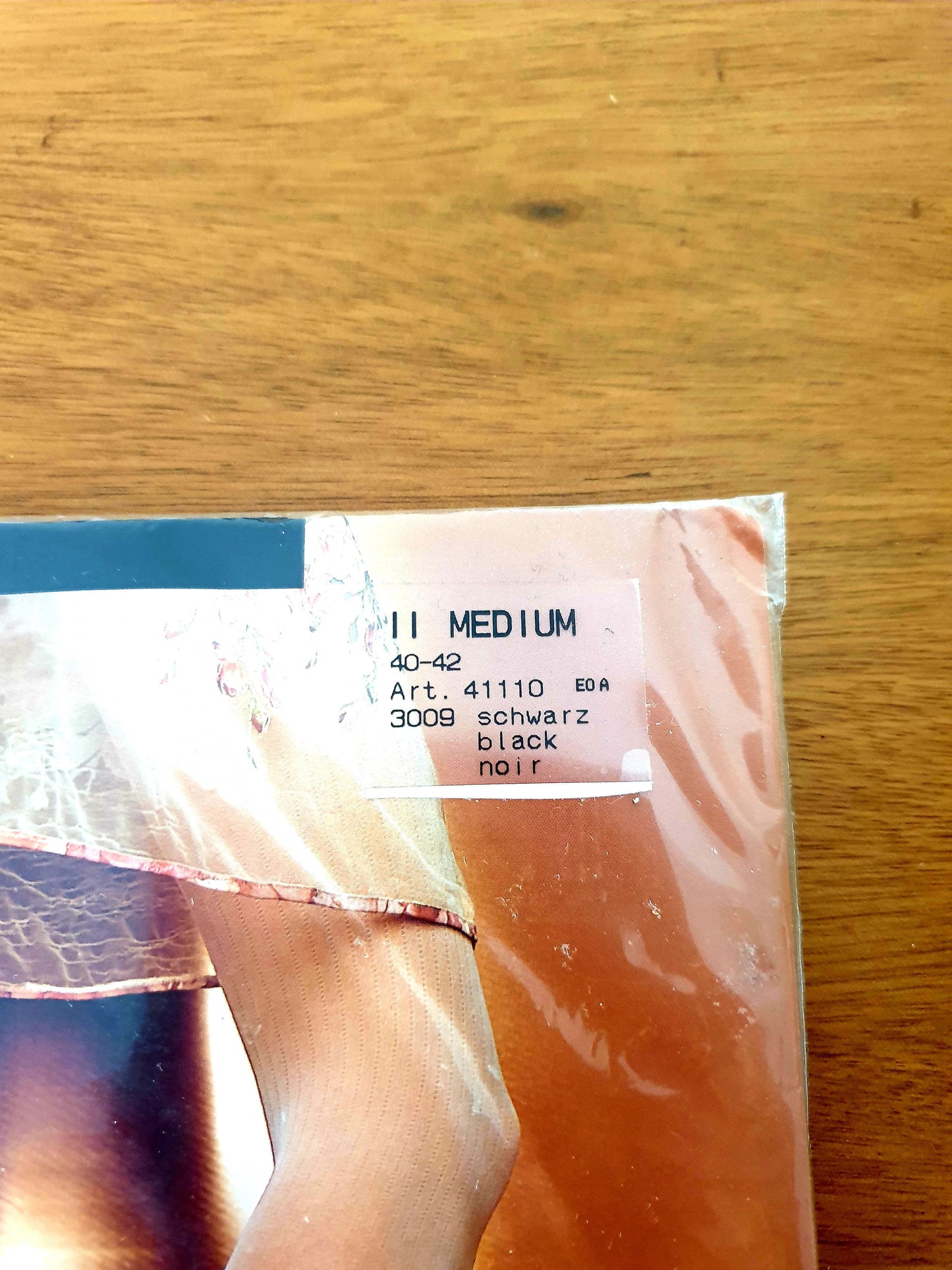 Falke Black Tights (M) for Elegant Layering and Style