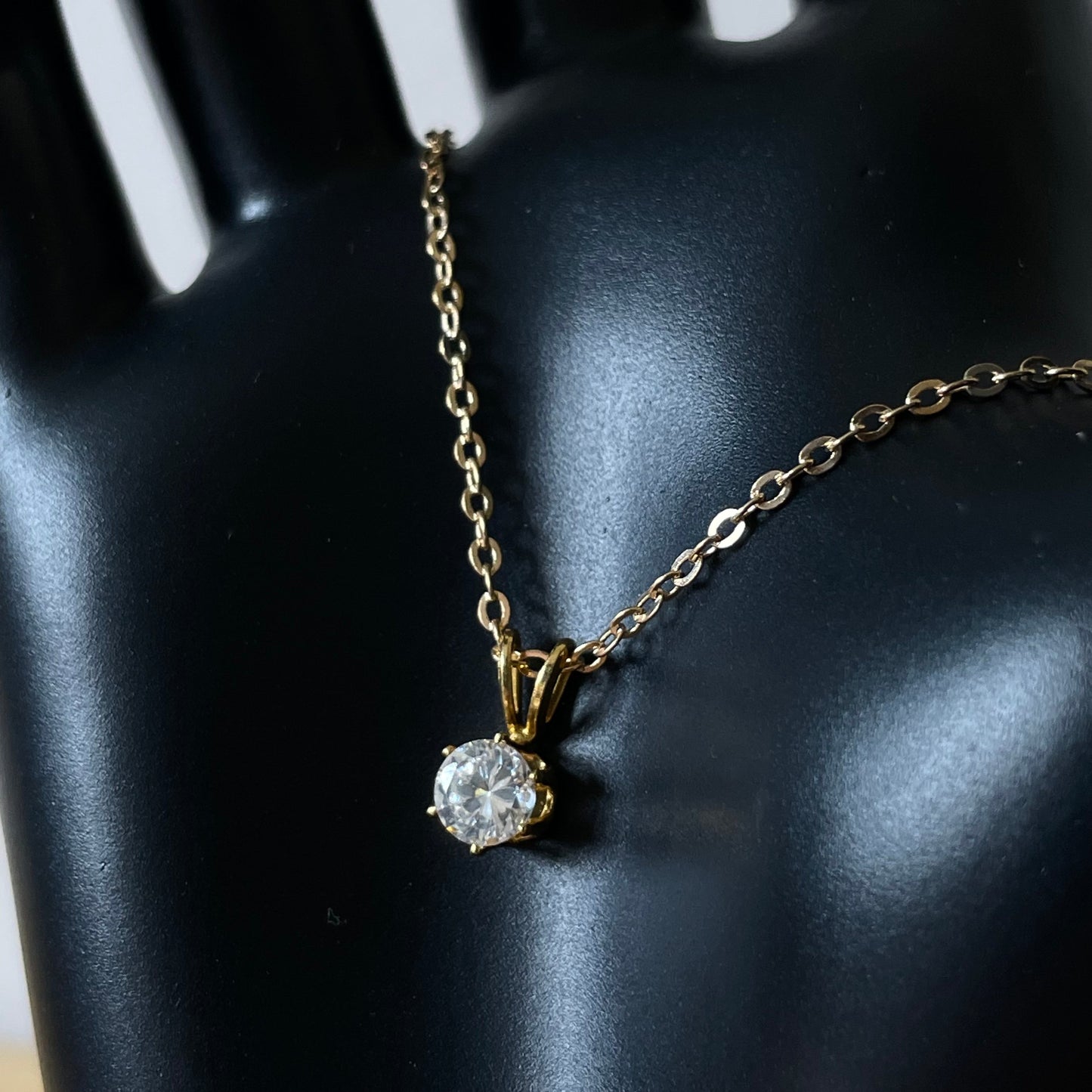 Necklace Vintage Round Gold Tone Cubic Zirconia Drop Pendant