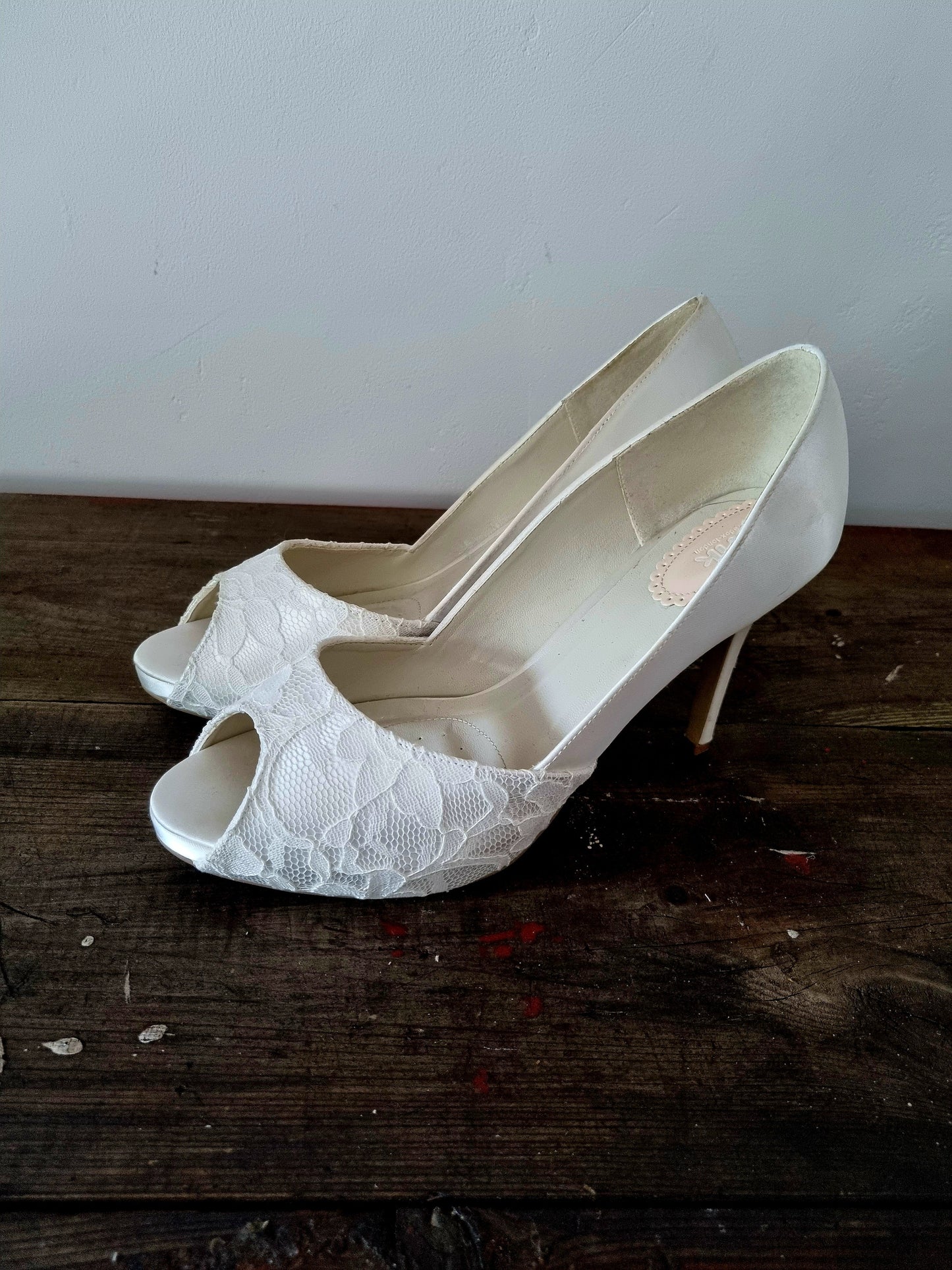 White Lace Understated Peep Toe Heeled Shoes for Weddings