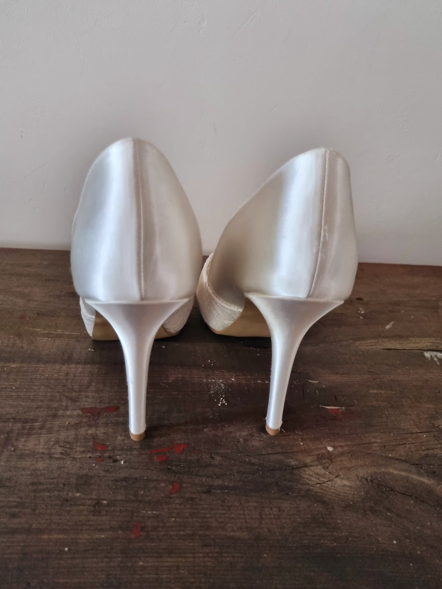 White Lace Understated Peep Toe Heeled Shoes for Weddings