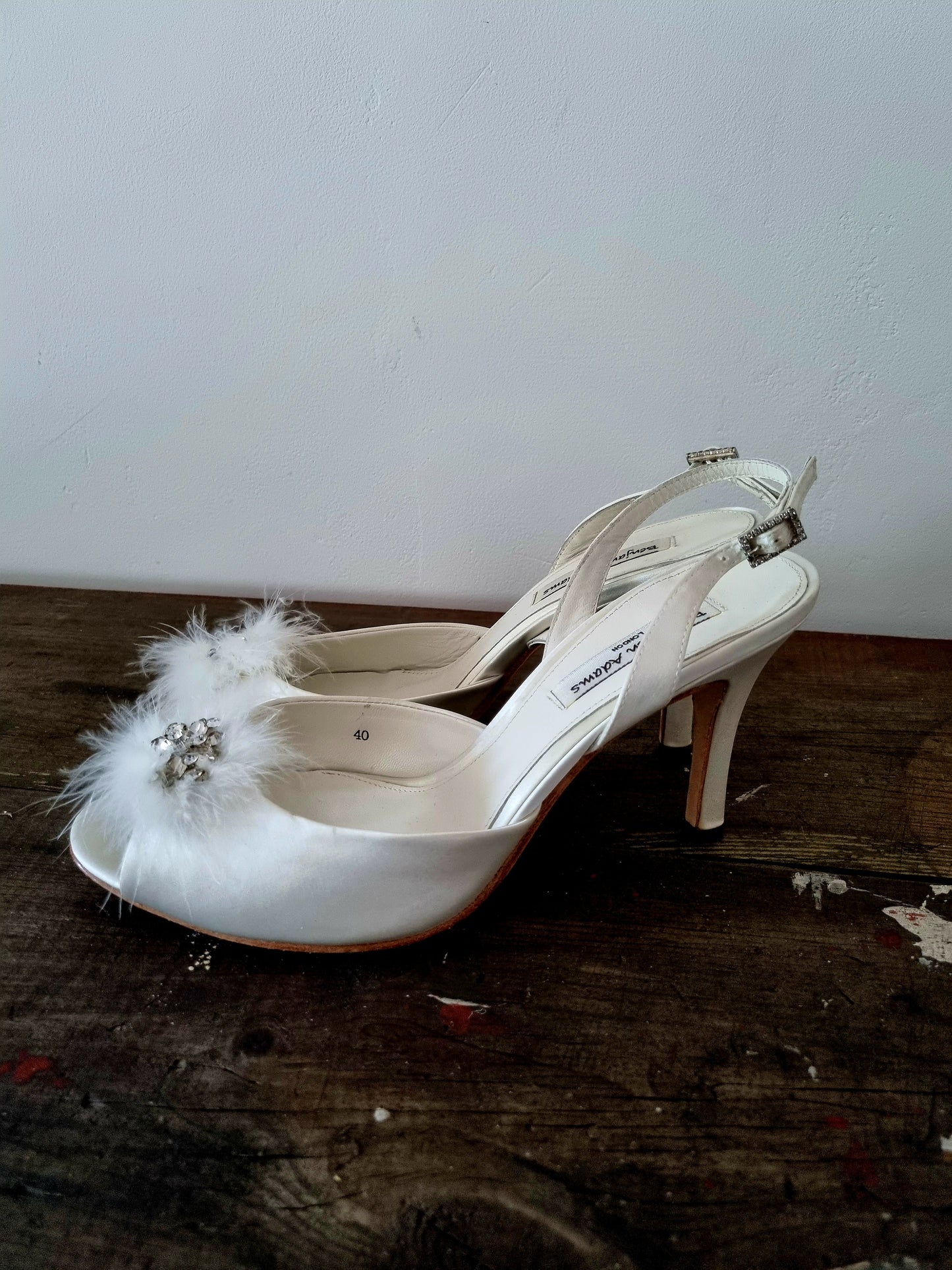 Benjamin Adams White Feather Leather Soled Bridal Shoes Size UK 6