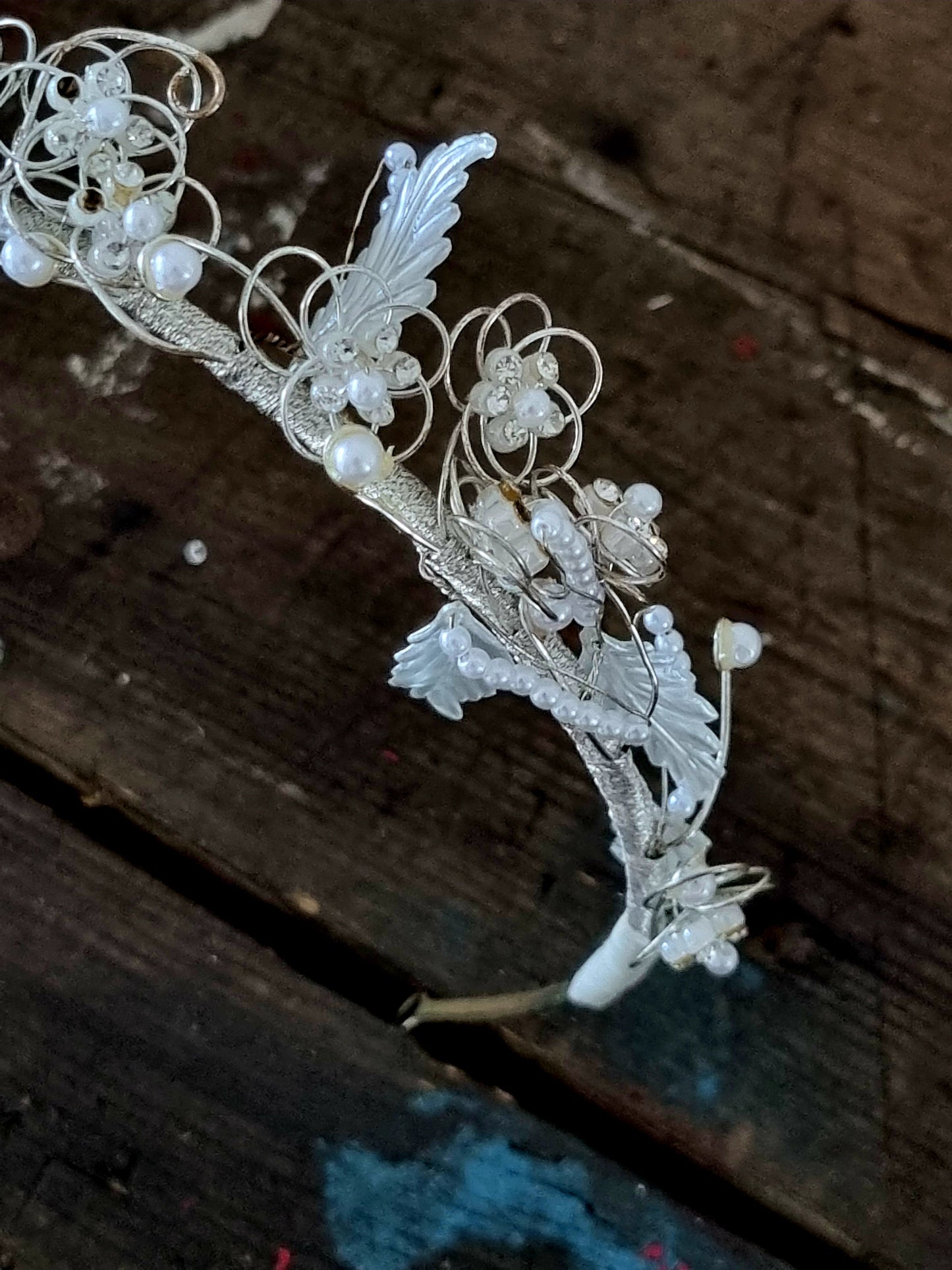 Vintage Dainty Wire Beaded Headband Tiara for Weddings