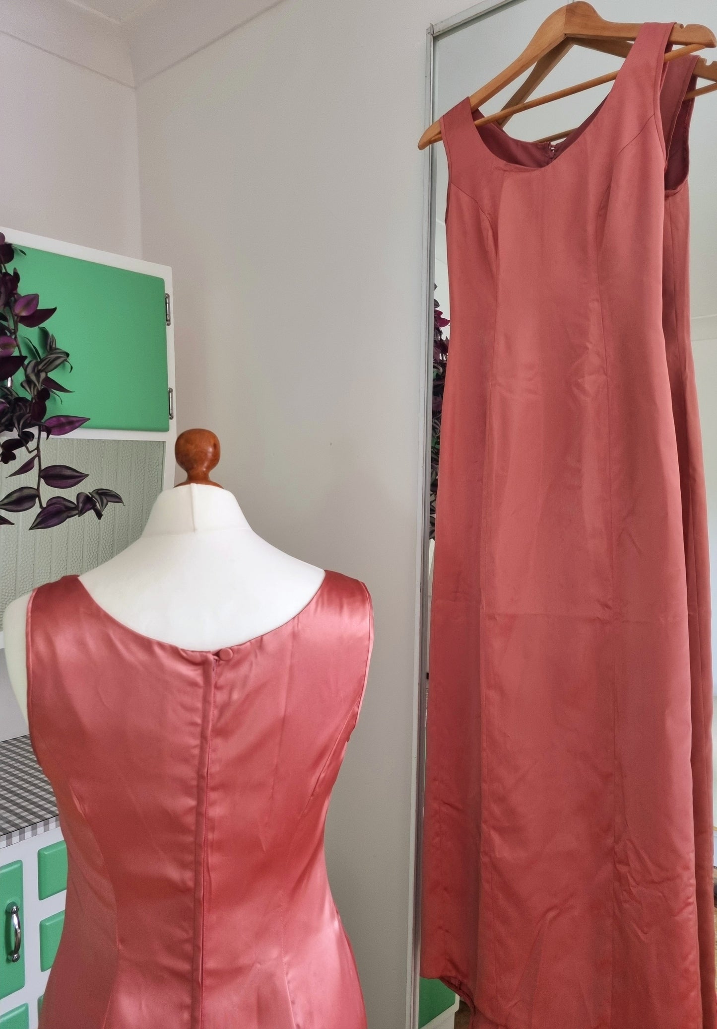 Dusty Pink Lined Bridesmaid Dress (UK1012). Two of these available in slightly different sizes. Price is for one.