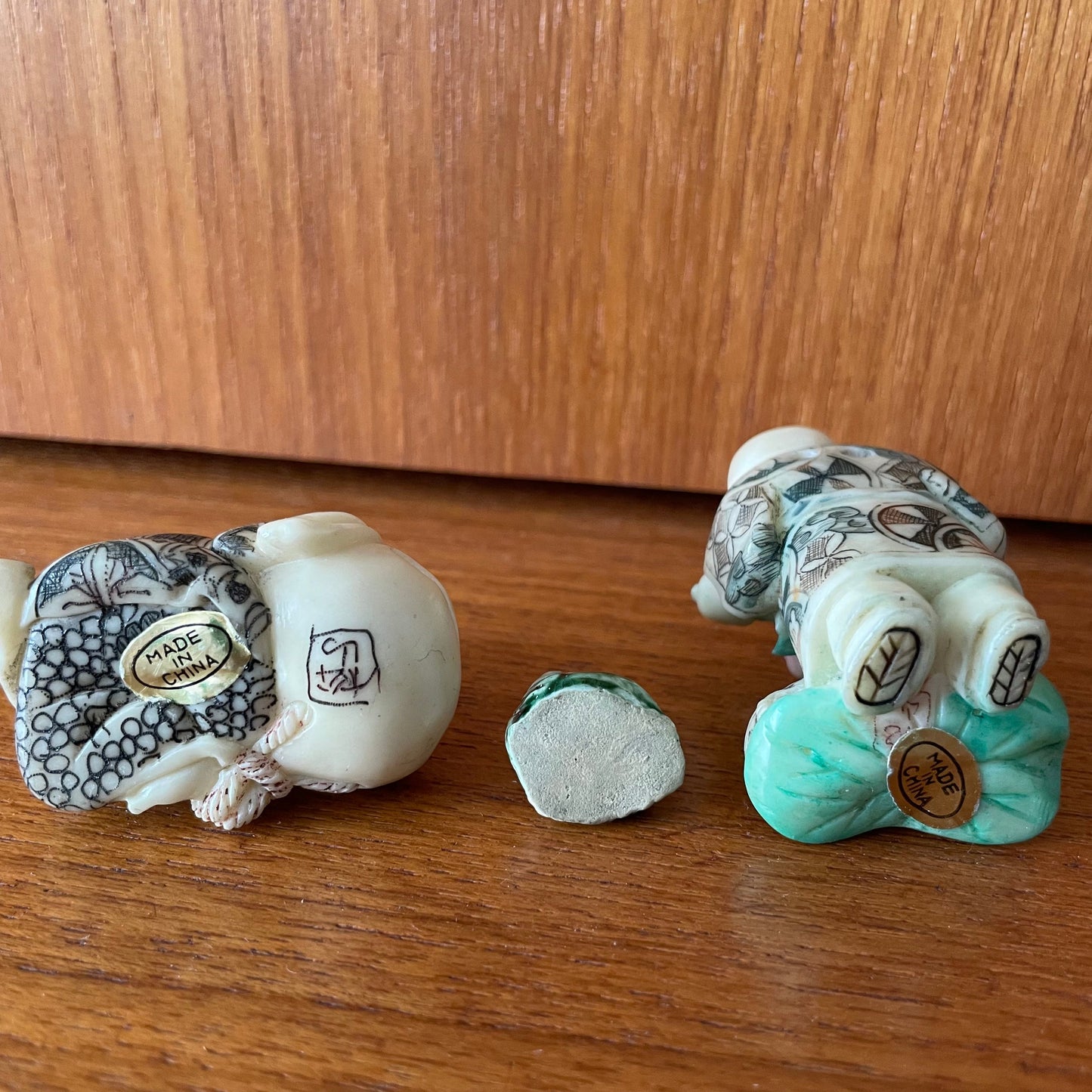 Netsuke Chinese Carved Painted Signed Resin Figures and Buddha Charm Bundle