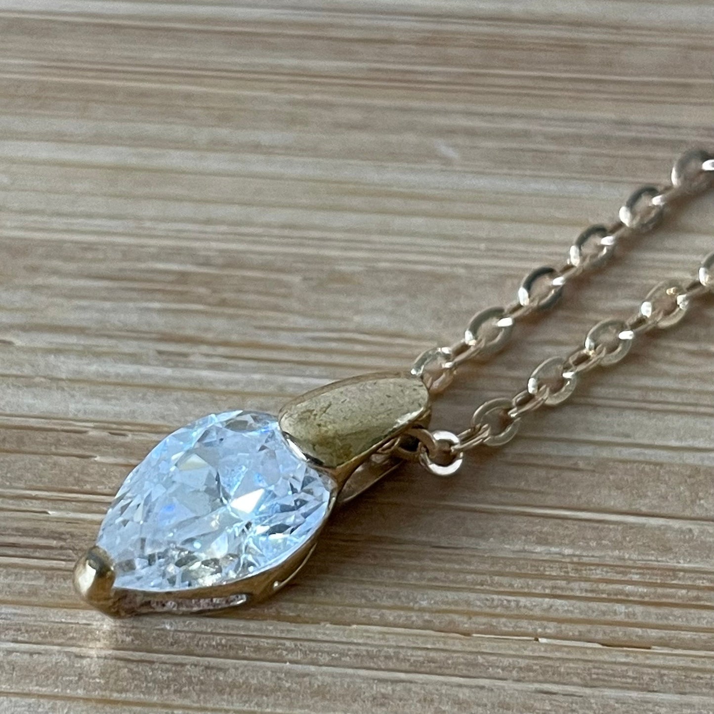 Necklace Vintage Teardrop Cubic Zirconia Gold Tone Pendant