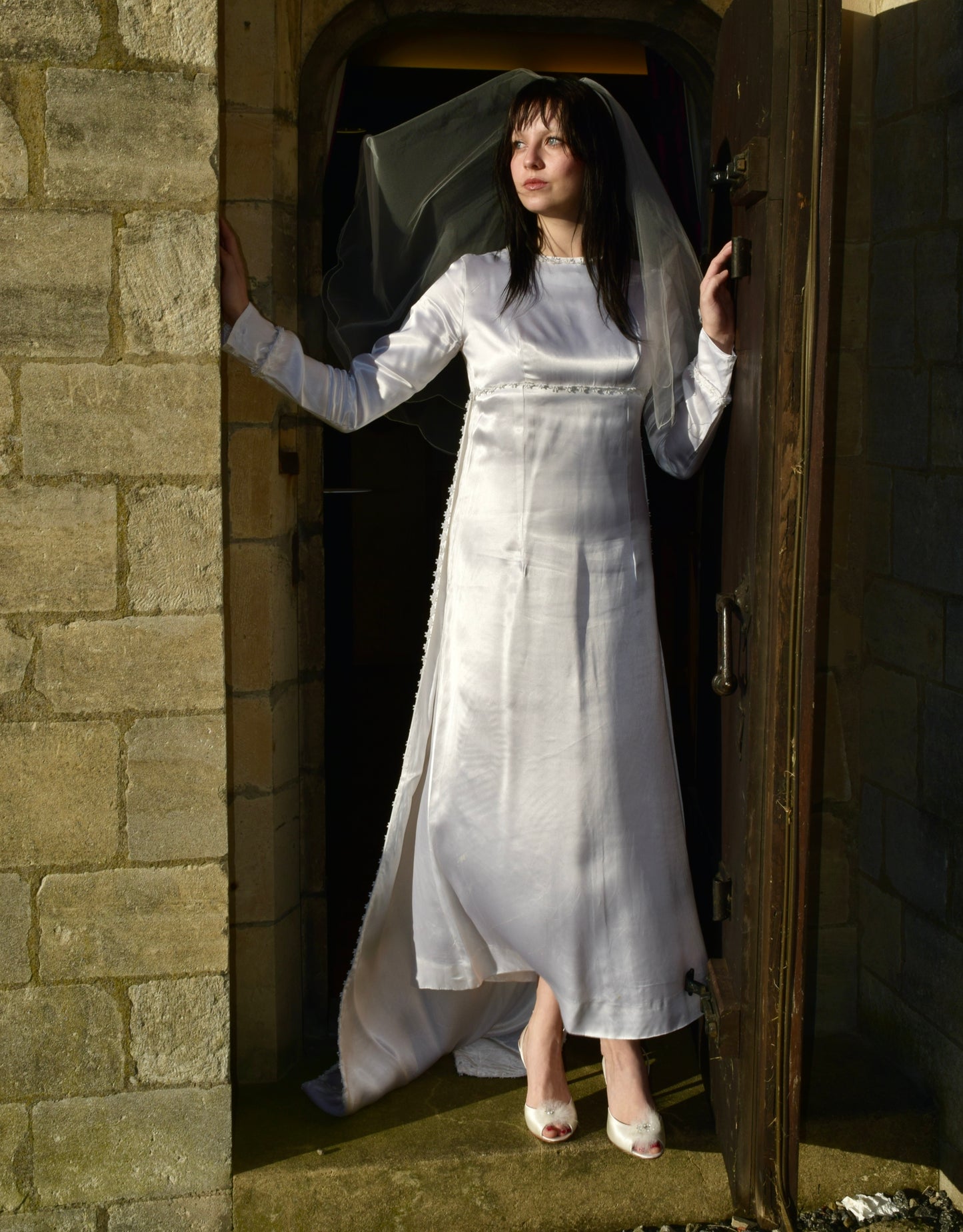 Vintage 60s White Empire Line Wedding Dress UK12 with Train