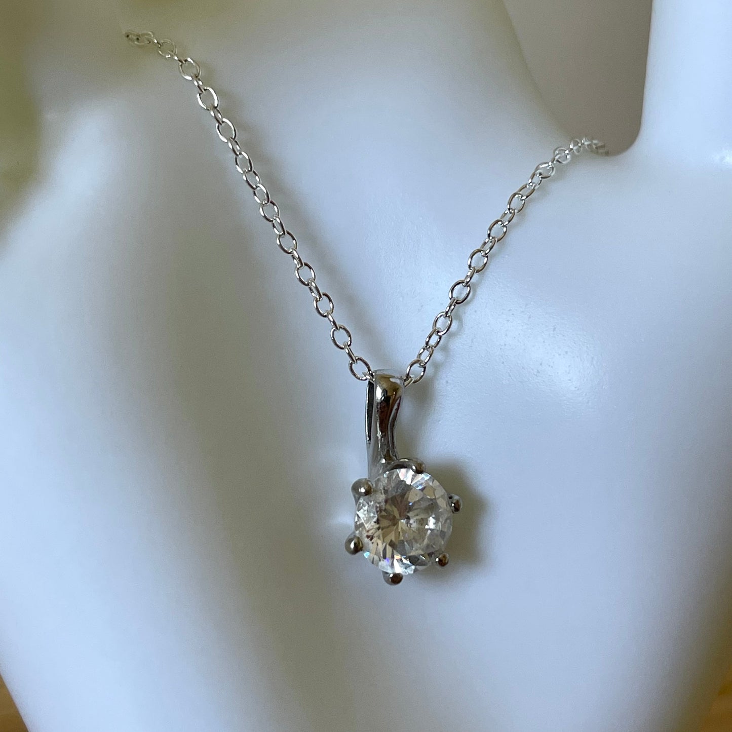 Necklace Vintage Sterling Silver Cubic Zirconia 925 Pendant
