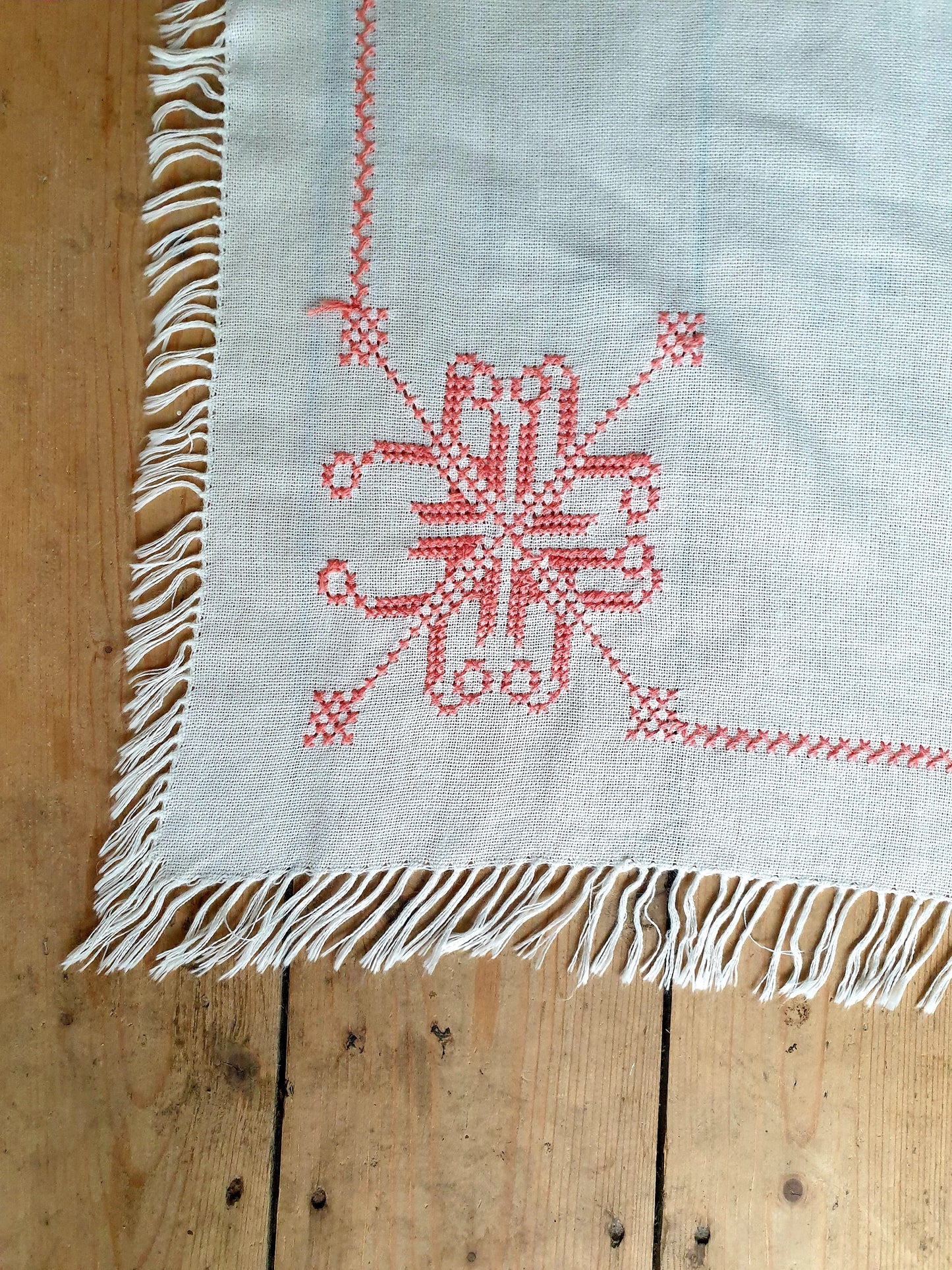 Embroidered Square Tablecloth for Elegant Home Décor