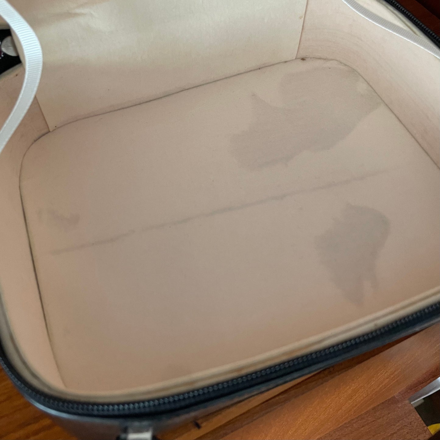 Vintage Cream Black Leather Vanity Case with Lining.