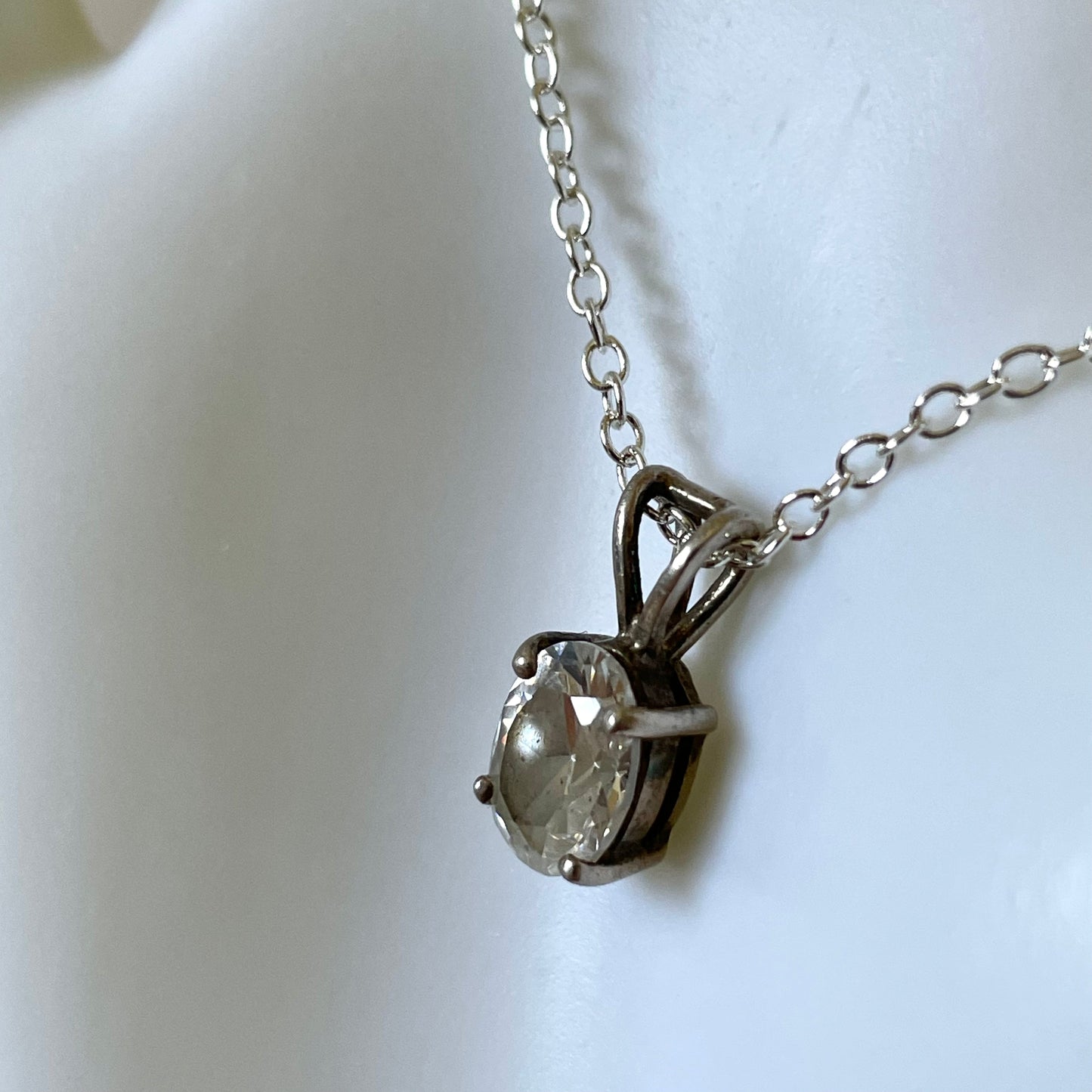 Necklace Vintage Oval Cubic Zirconia Drop Silver Tone Pendant