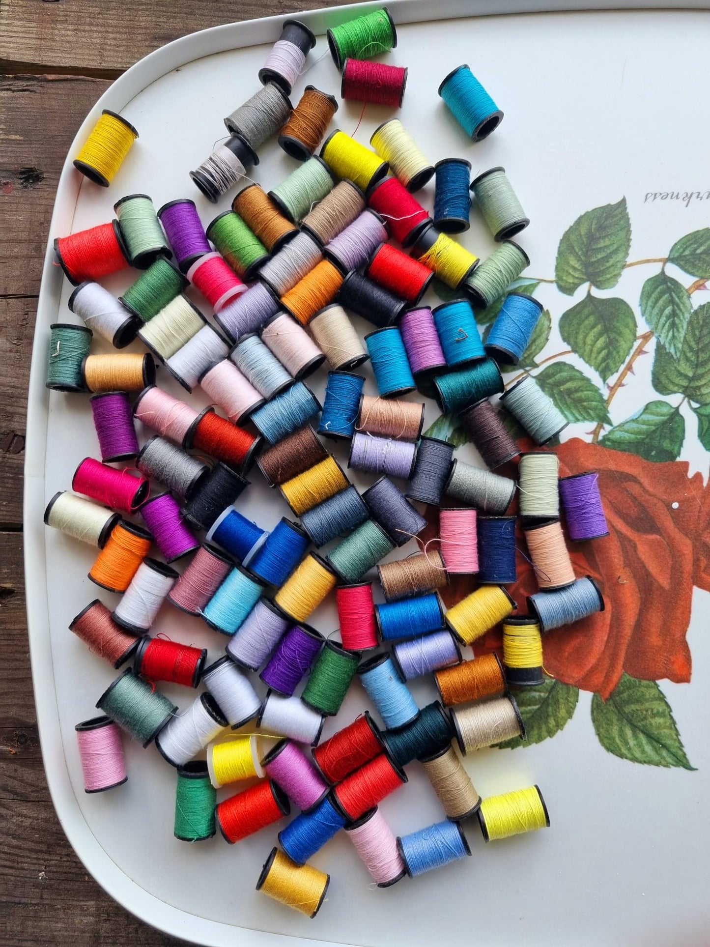 Sewing Machine Bobbins for Easy Stitching and Quilting