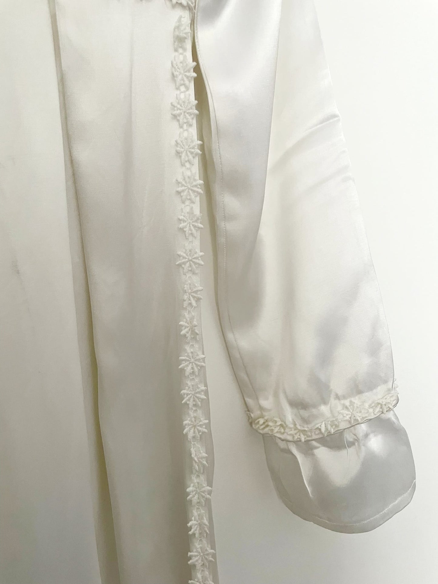 Wedding Dress UK12 . Vintage 60s Long Sleeve White Empire Line Bridal Dress with Train