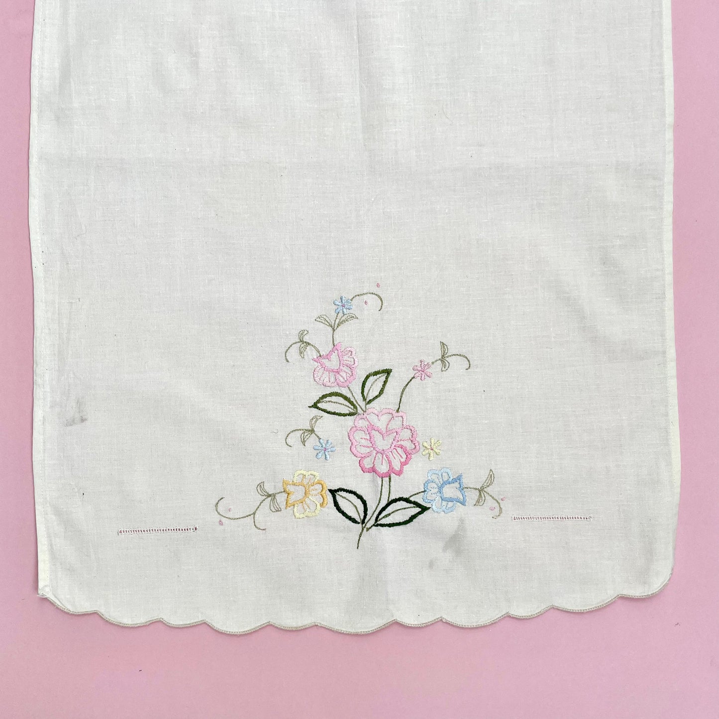 Vintage Cream Table Cloth with Floral Embroidery and Scallop Edge