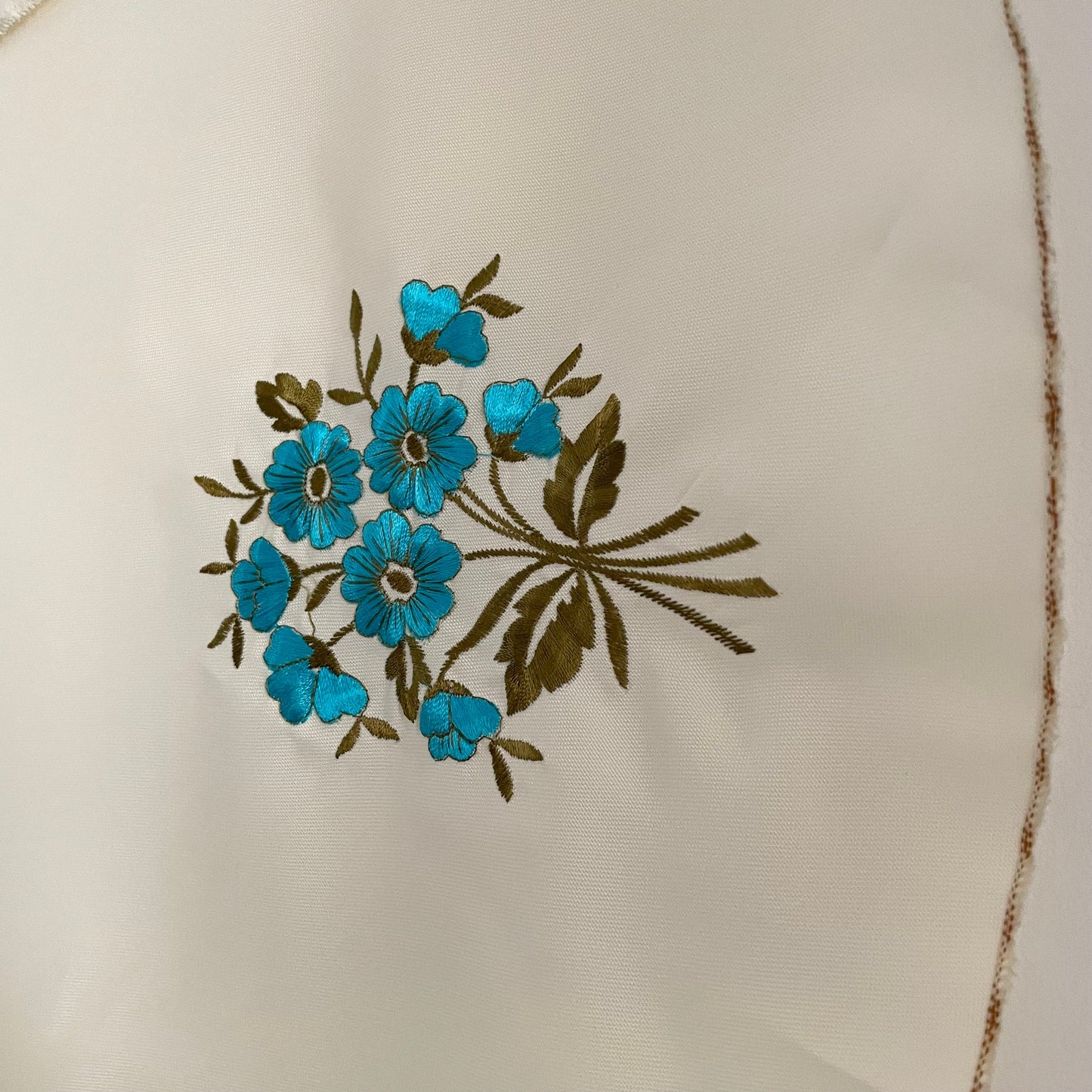 Vintage Round Cream Tablecloth with Embroidered Blue Flowers