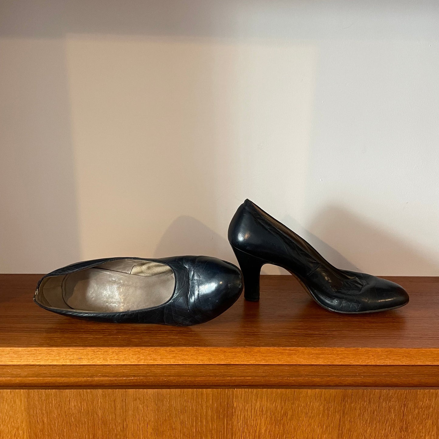 Shoes Joblot Vintage 4 Pairs of Heeled Black and Blue Shoes. K Shoes, Styleez, Physical Culture.