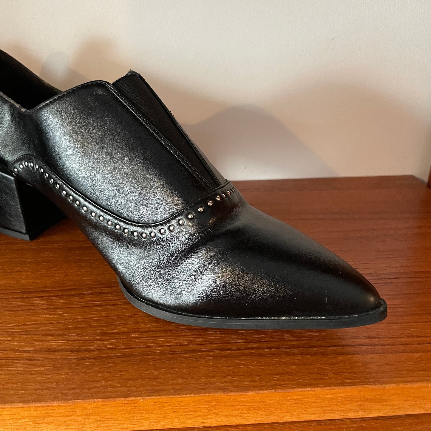 Preloved Black M&S Collection Pointed Leather Heeled Shoes UK 8