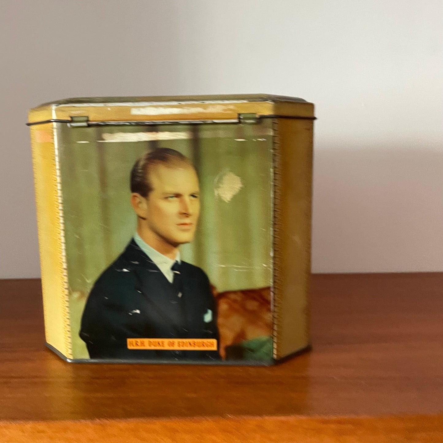 Vintage Souvenir of H.M. Queen Elizabeth II Coronation 1953. Royal Memoribilia