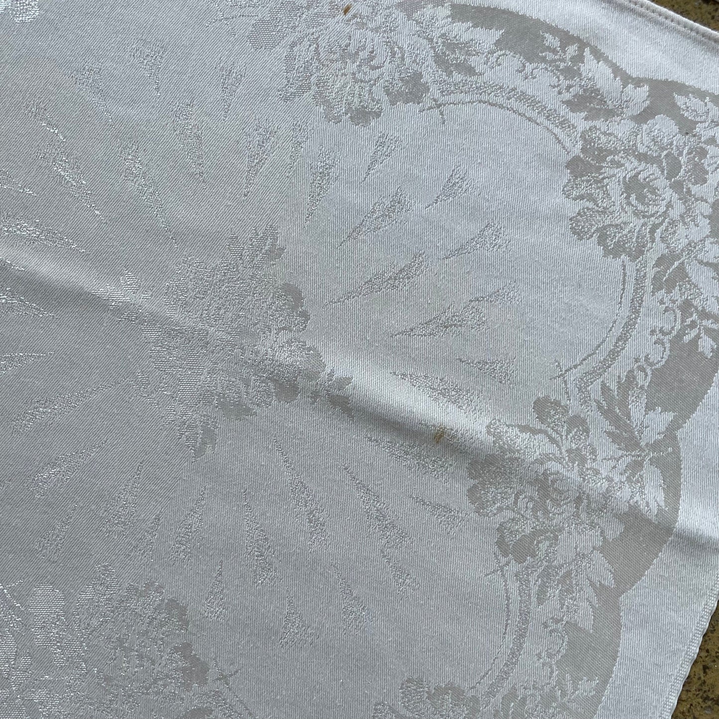 Vintage Set of Two White Elegant Floral Napkins Placemats Bundle