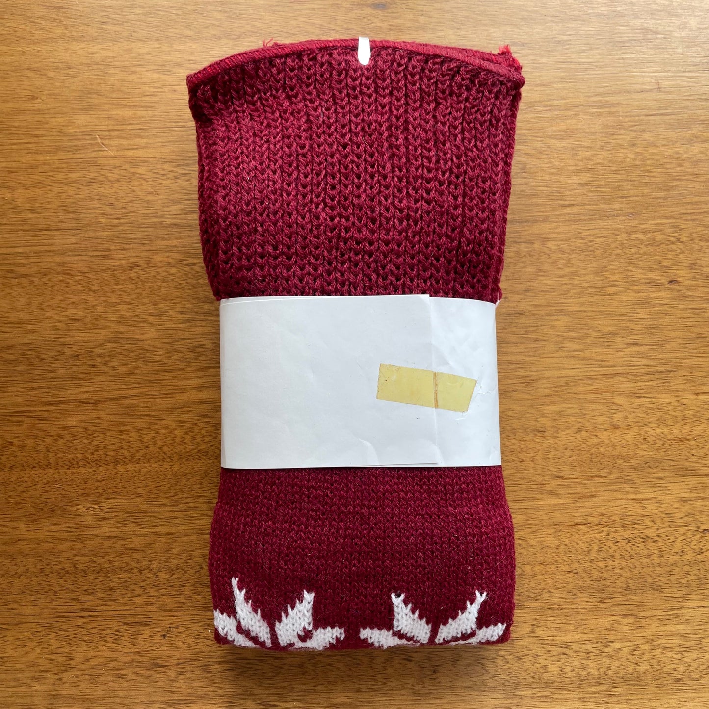 Vintage Deadstock Knitted Winter Star Pattern Legwarmers by Golden Charm One Size Burgundy and White