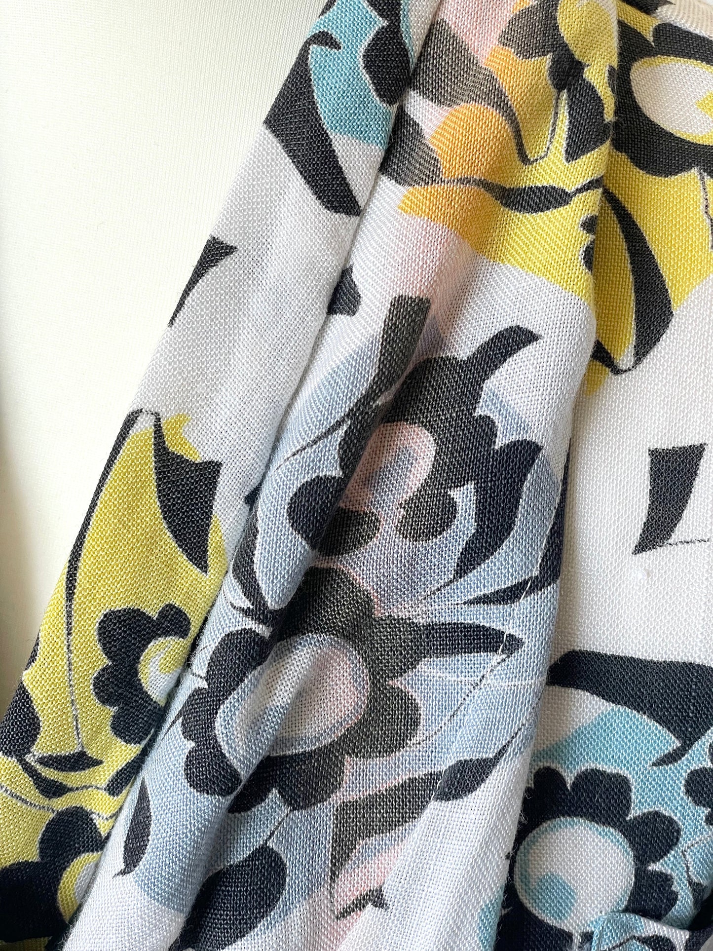 Vintage Mid Century Floral Wrap Dress in Cream and Blue 1960s