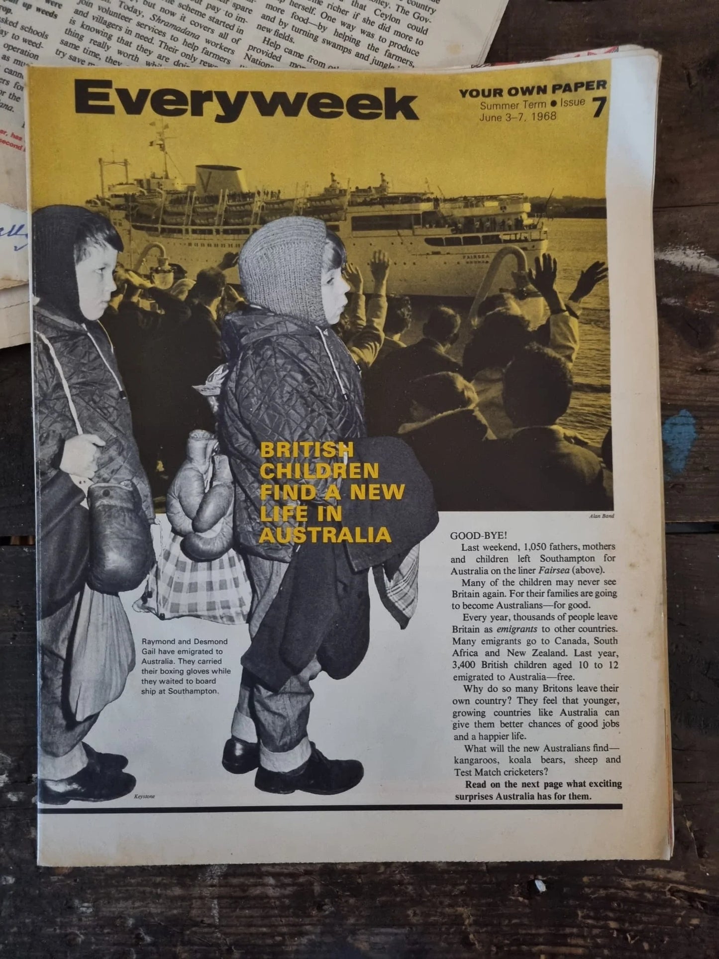 Bulk Everyweek Educational Trust Magazines. Your Own Paper. 30 Editions Job Lot 19671968