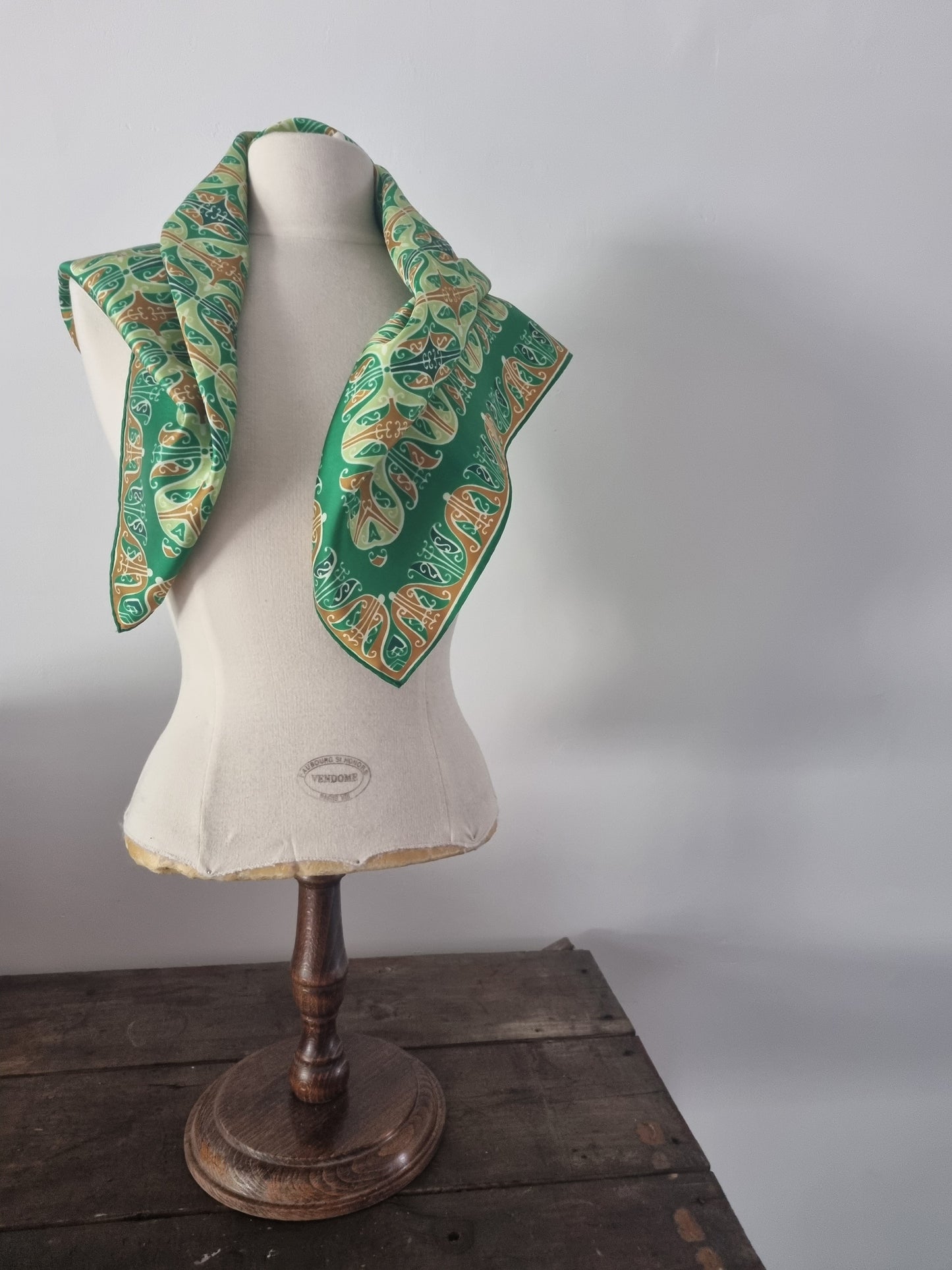 Vintage Scarf The Green One. Accessories Handmade Unique Design