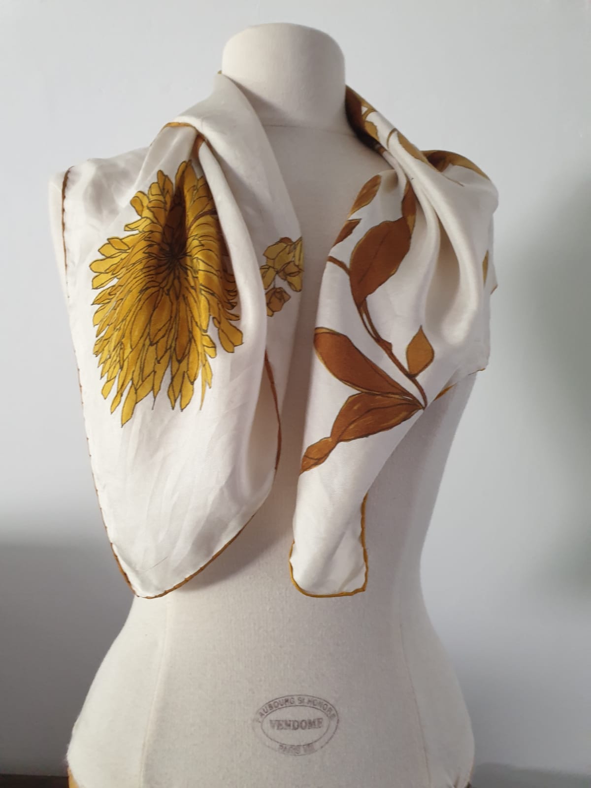 Vintage Scarf 1960s White and Yellow Floral Design Accessory