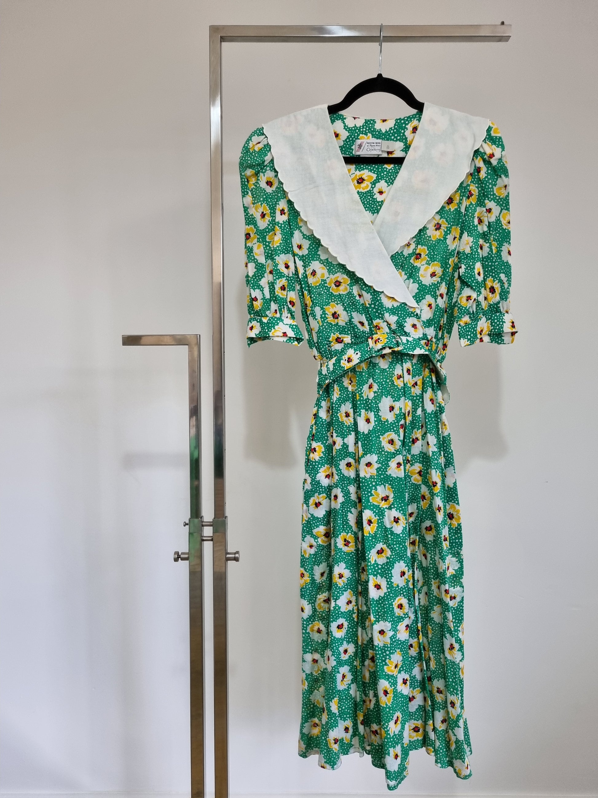 Vintage Midsize Dress (MEDIUM) - Vintage Appreciation Society