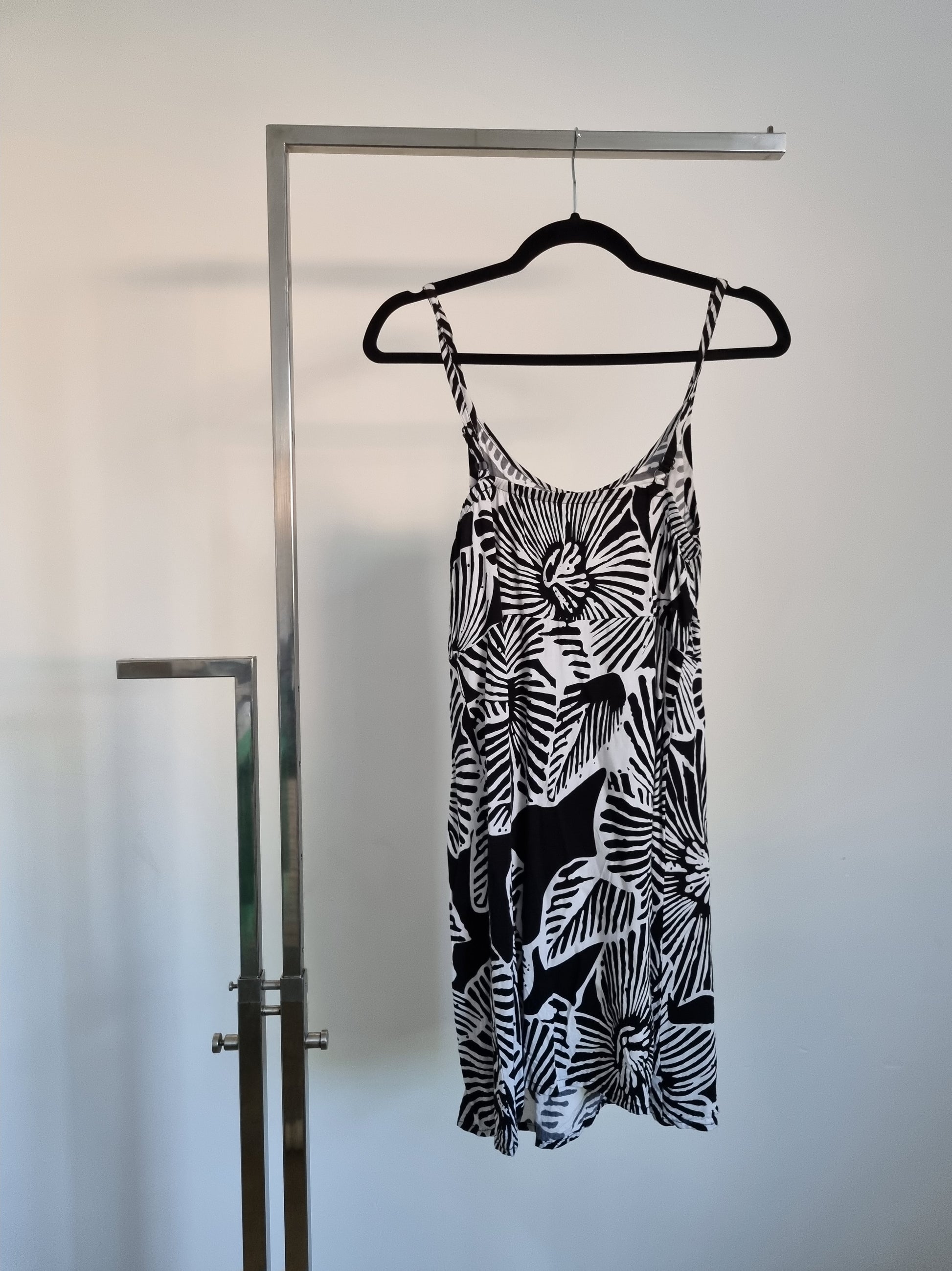 Riviera Vintage Dress UK 8 - Vintage Appreciation Society