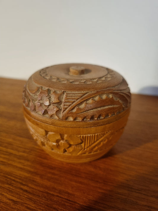 Lidded Trinket Pot Handmade Vintage Floral Design Jorvik York