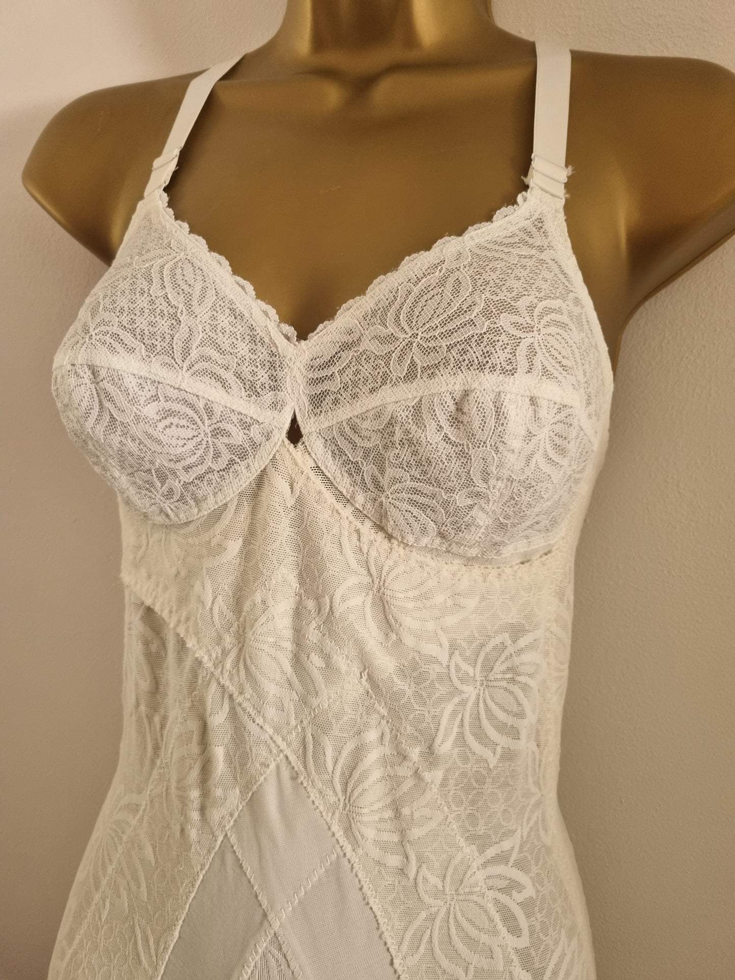 Bodysuit Vintage Lace Berlei Instant Slimming Crossover Design