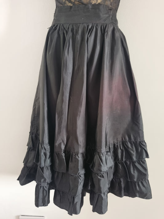 1970s Vintage Ariella Designed Skirt with Ruffle Detail - Vintage Appreciation Society