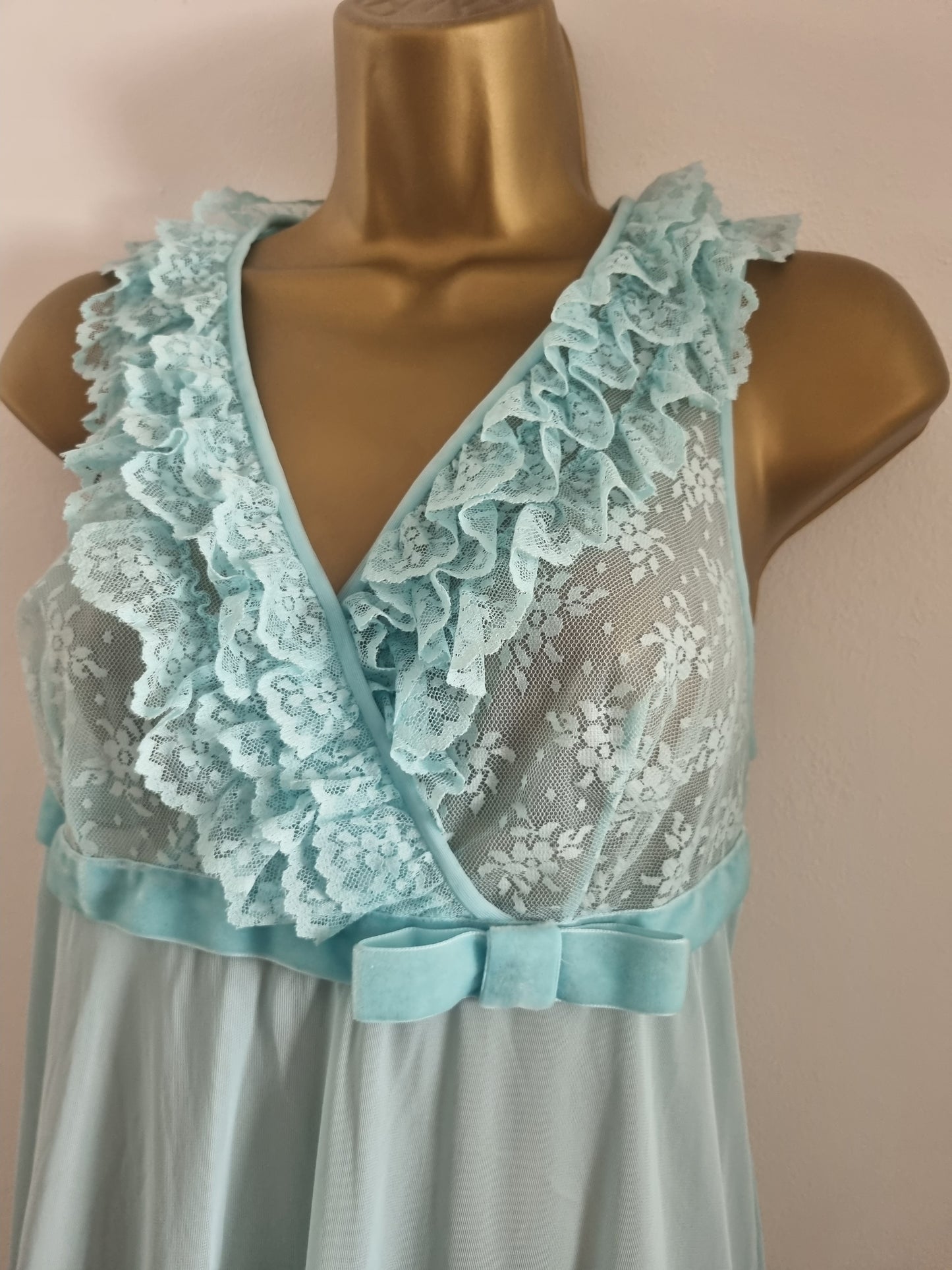 Vintage Blue Lace Bust Long Sleeveless Slip Dress for Elegant Style