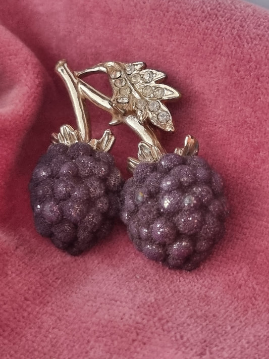 Vintage Brooch Gold Tone Raspberry Fruit Harvest Art Deco Cubic Zirconia