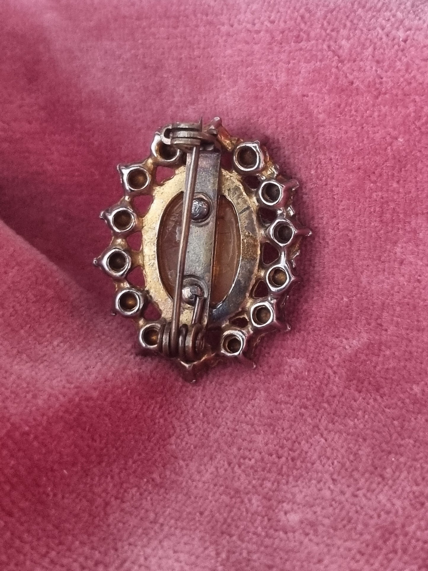 Vintage Brooch Czech Glass Buttery Yellow Costume Jewellery