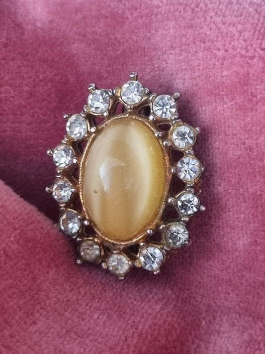 Vintage Brooch Czech Glass Buttery Yellow Costume Jewellery